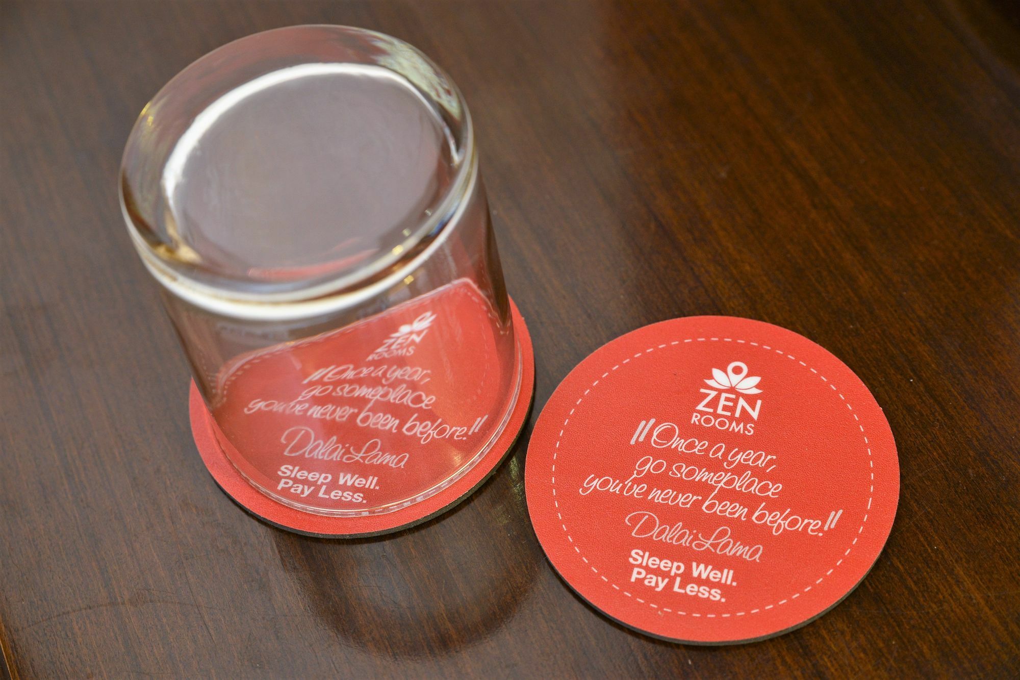 Zen Rooms Cideng Barat Giacarta Esterno foto